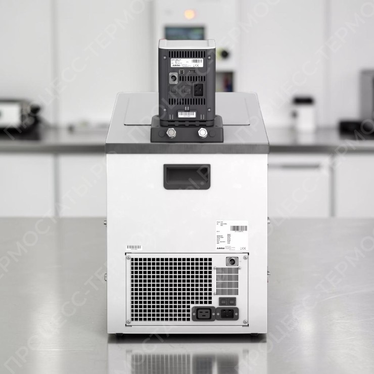 Циркуляционный термостат с нагревом и охлаждением Julabo CORIO CD-449F