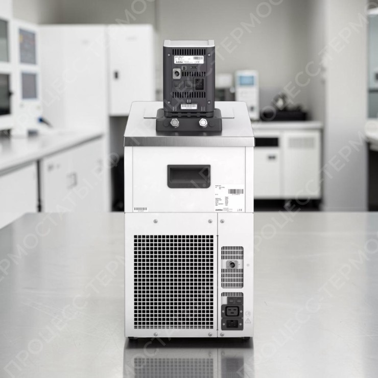 Циркуляционный термостат с нагревом и охлаждением Julabo CORIO CD-601F