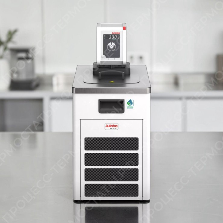 Циркуляционный термостат с нагревом и охлаждением Julabo CORIO CD-800F