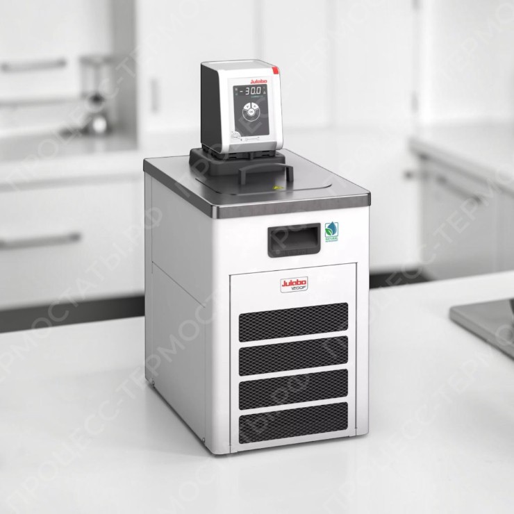 Циркуляционный термостат с нагревом и охлаждением Julabo CORIO CD-1200F