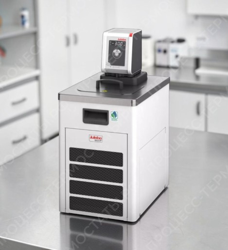 Циркуляционный термостат с нагревом и охлаждением Julabo CORIO CD-1200F