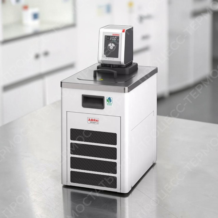 Циркуляционный термостат с нагревом и охлаждением Julabo CORIO CD-1200FW