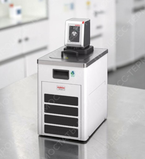 Циркуляционный термостат с нагревом и охлаждением Julabo CORIO CD-1200FW