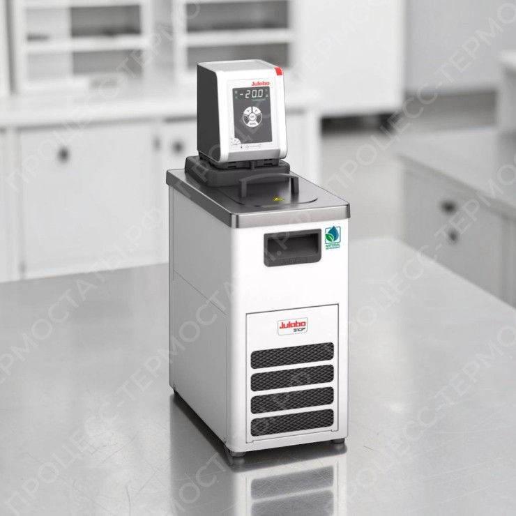 Циркуляционный термостат с нагревом и охлаждением Julabo CORIO CP-310F